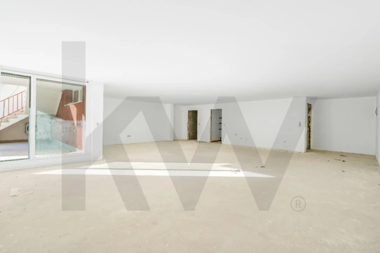 Moradia T4 para Venda em Lousa Foto 26