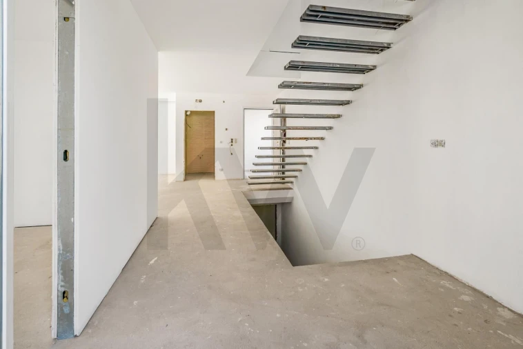 Moradia T4 para Venda em Lousa Foto 8