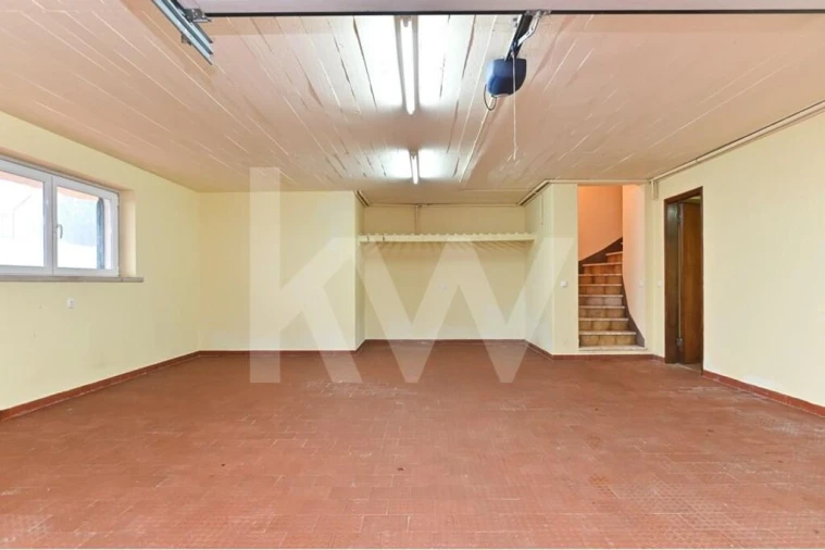 Moradia T6 para Venda em Alcabideche Foto 40