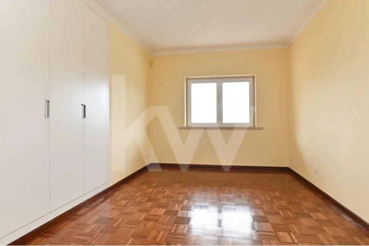 Moradia T6 para Venda em Alcabideche Foto 35