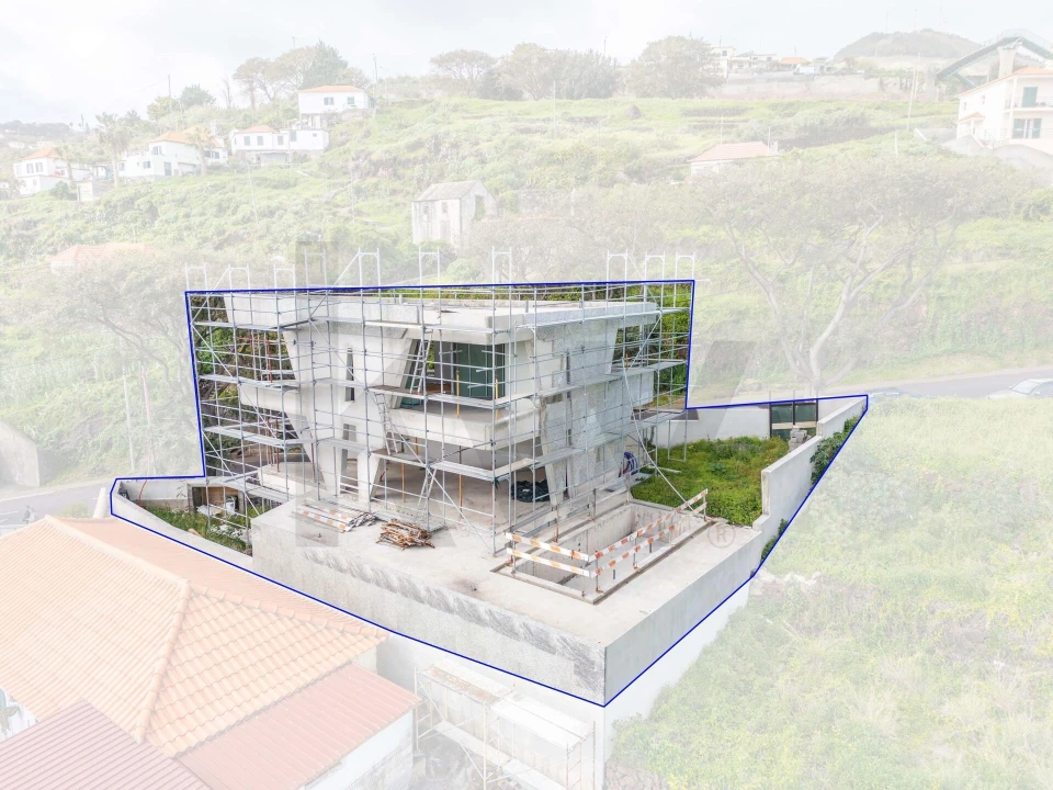 Moradia T3 para Venda em Caniço Foto 17