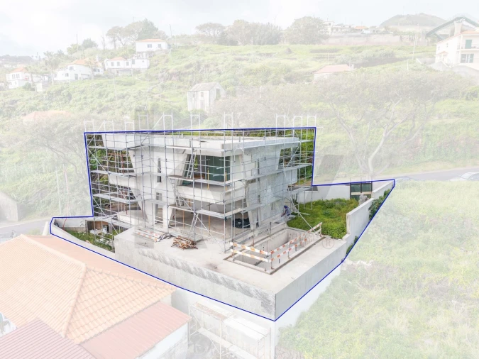 Moradia T3 para Venda em Caniço Foto 17