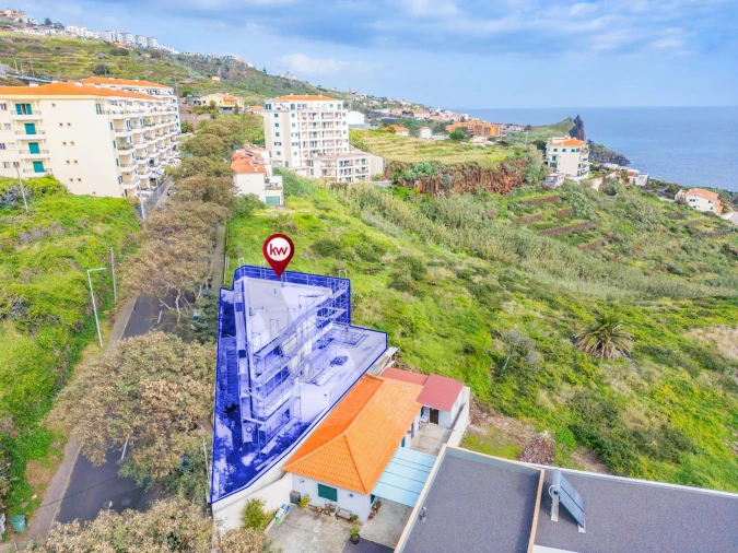 Moradia T3 para Venda em Caniço Foto 11