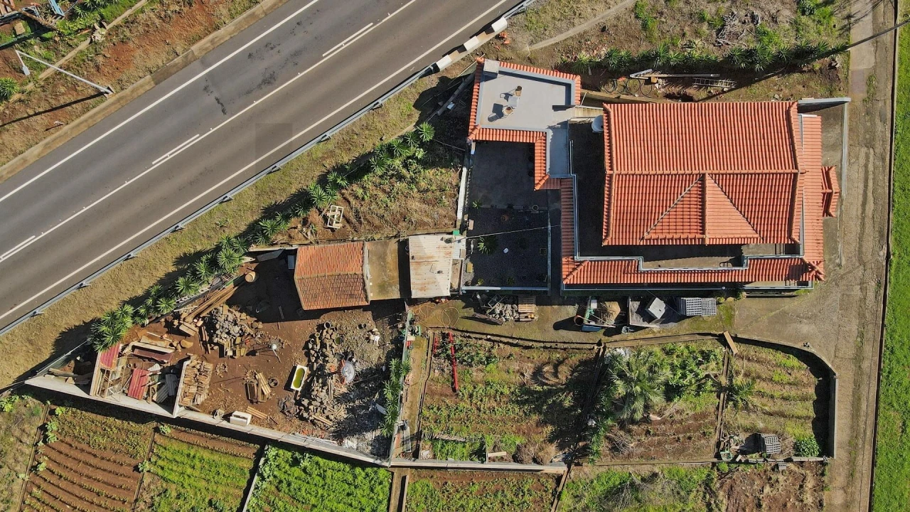 Moradia T2 para Venda em Ponta do Pargo Foto 3