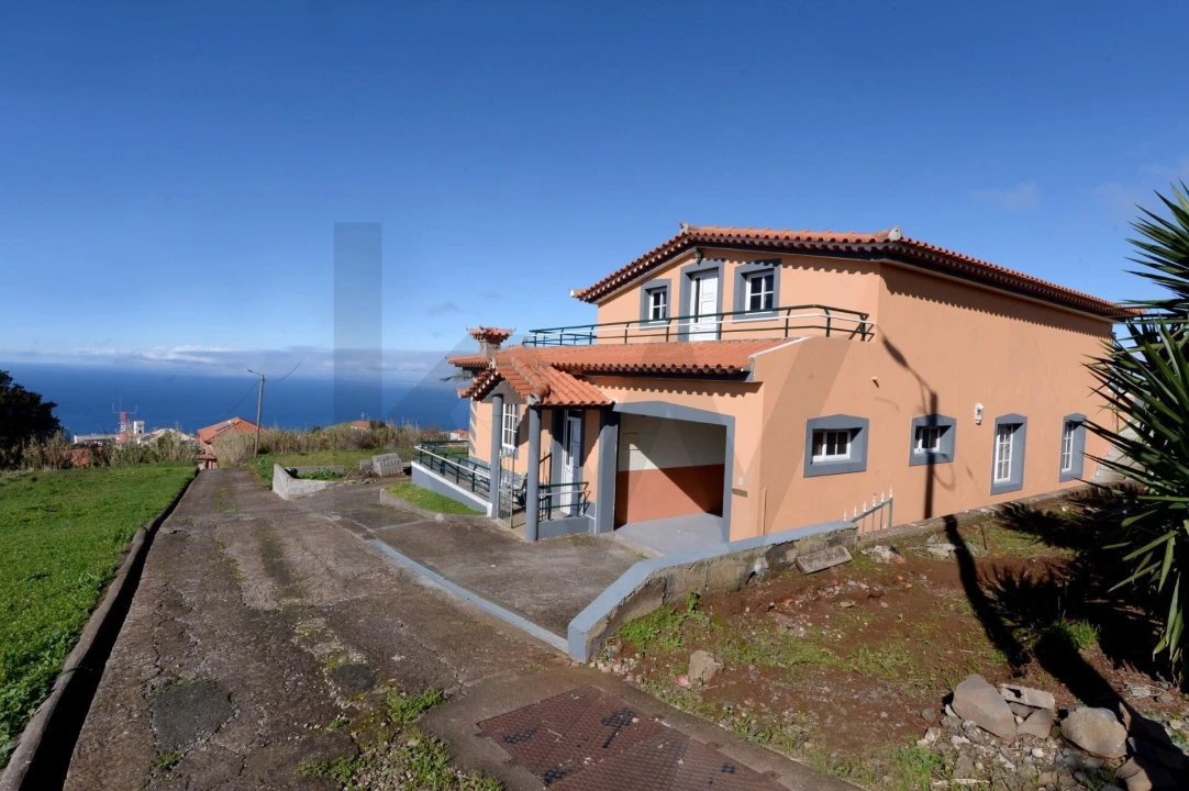 Moradia T2 para Venda em Ponta do Pargo Foto 10