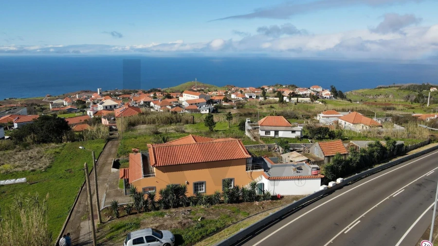 Moradia T2 para Venda em Ponta do Pargo