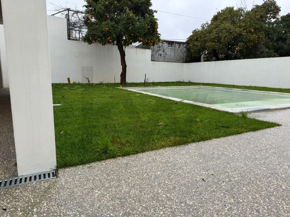 Moradia T3 para Venda em São João da Madeira Foto 2