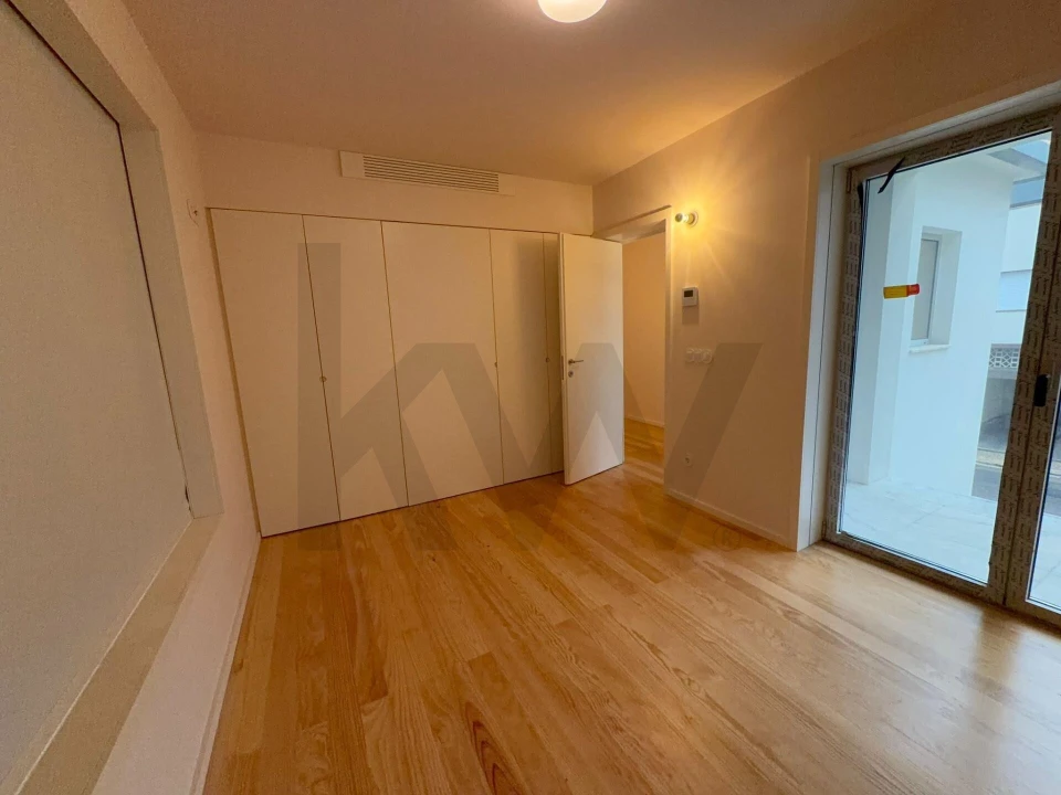 Moradia T3 para Venda em São João da Madeira Foto 9