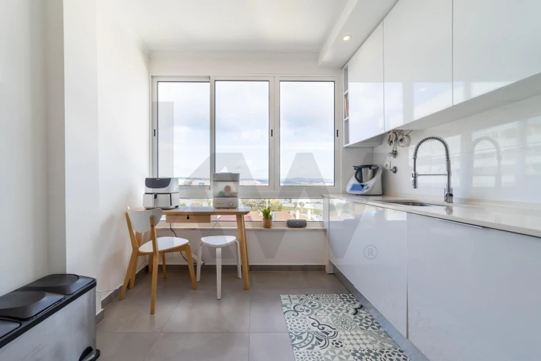 Apartamento T3 para Venda em Moscavide e Portela Foto 9