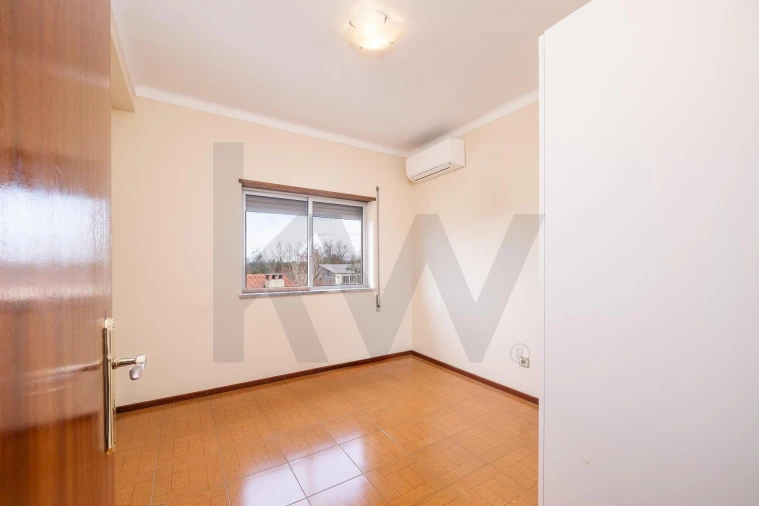 Moradia T4 para Venda em Travanca de Lagos Foto 10