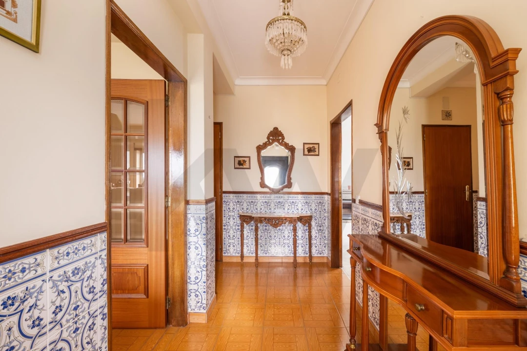 Moradia T4 para Venda em Travanca de Lagos Foto 4