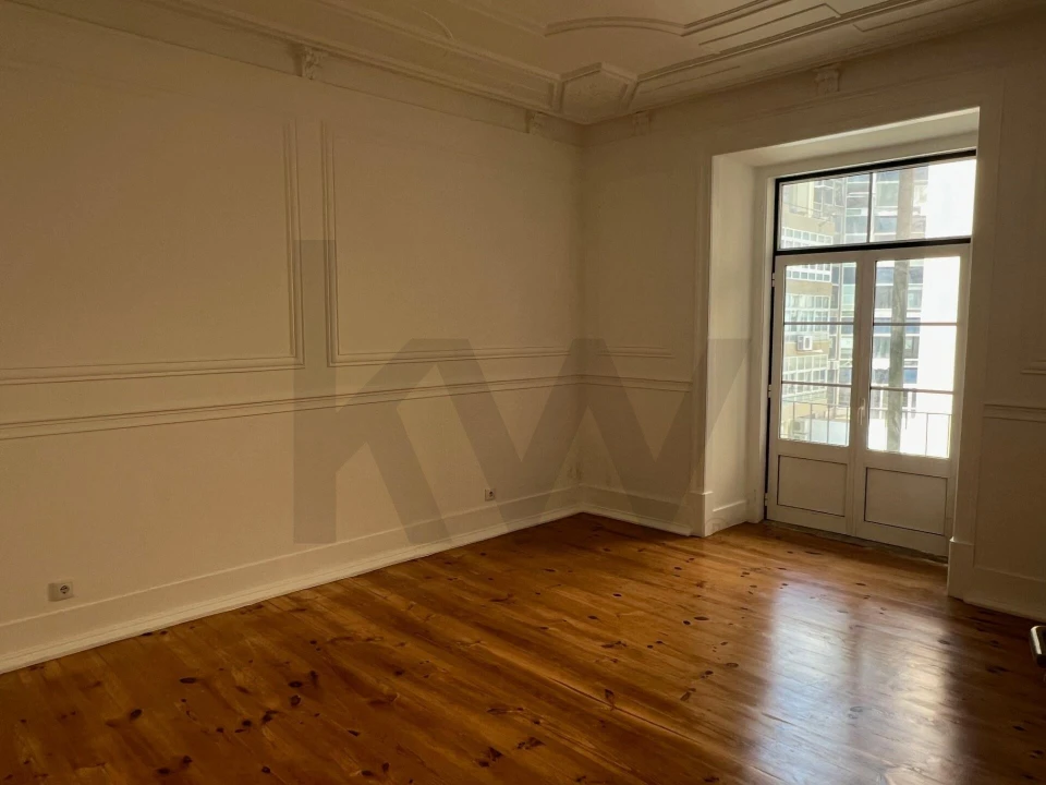 Apartamento T3 para Arrendamento em Avenidas Novas Foto 10