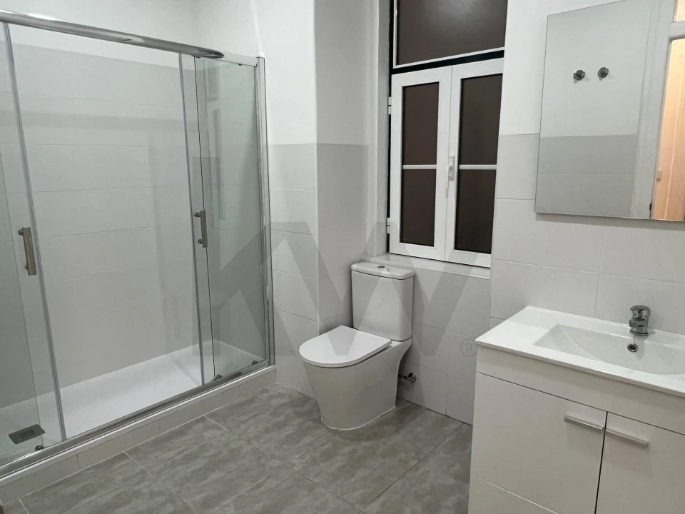 Apartamento T3 para Arrendamento em Avenidas Novas Foto 6