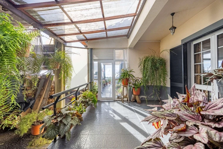 Moradia T3 para Venda em Camacha Foto 2