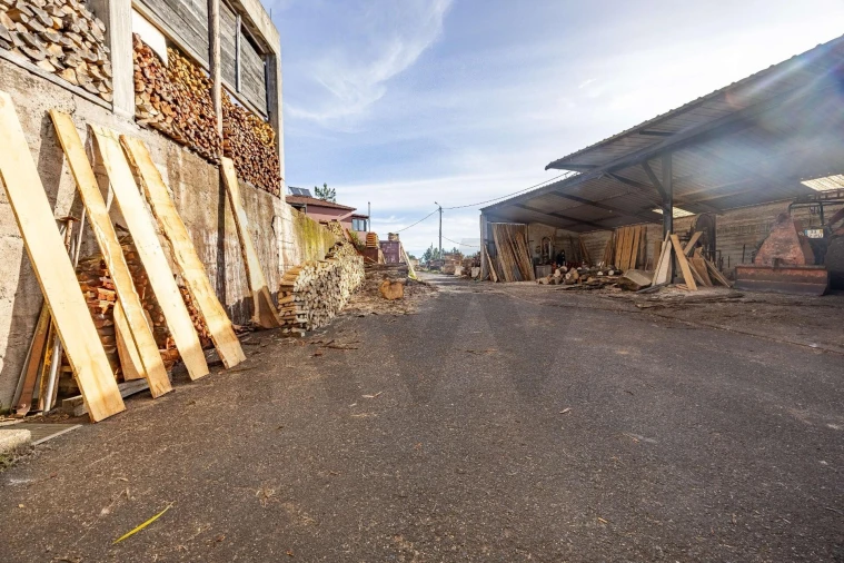 Moradia T3 para Venda em Camacha Foto 21