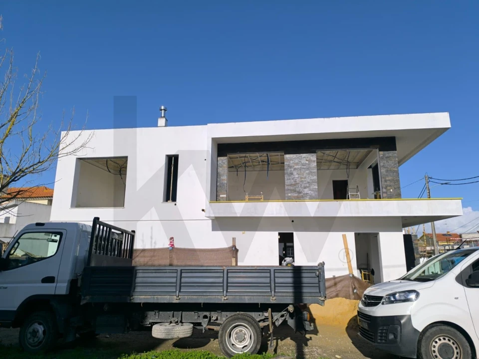 Moradia T4 para Venda em Amora Foto 11