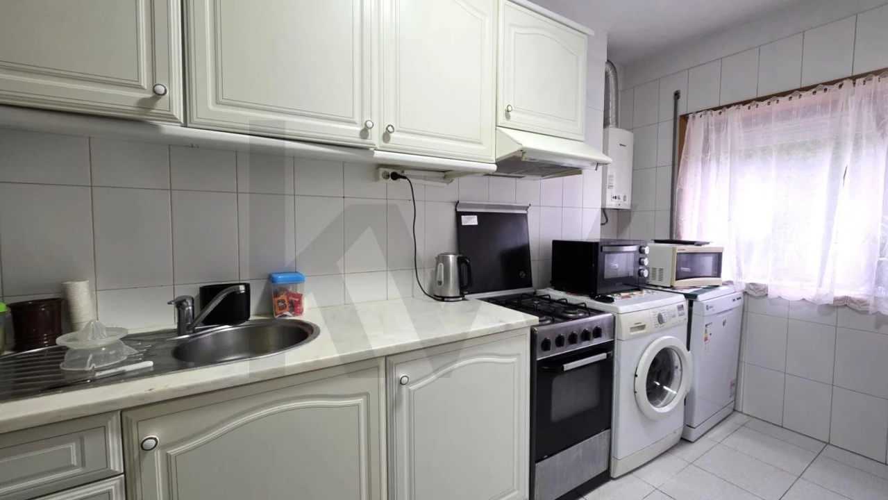 Apartamento T2 para Arrendamento em Mafamude e Vilar do Paraíso Foto 11