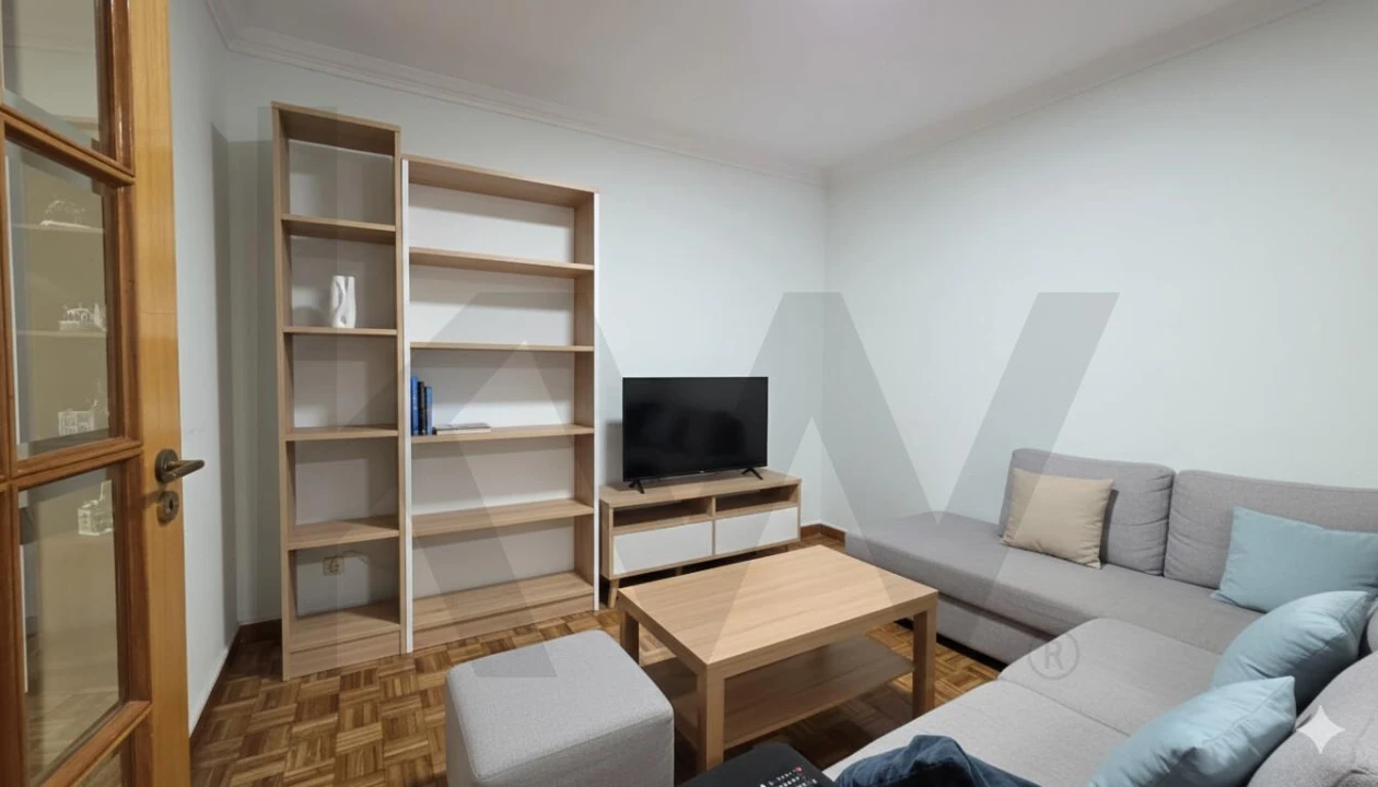 Apartamento T2 para Arrendamento em Mafamude e Vilar do Paraíso Foto 4