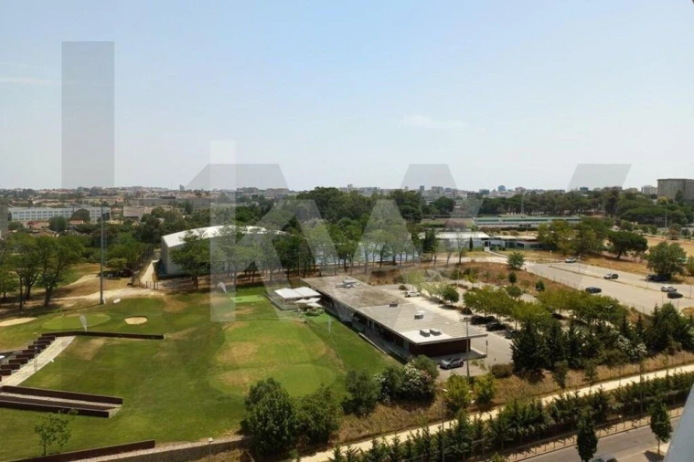 Apartamento T3 para Arrendamento em Alvalade Foto 26