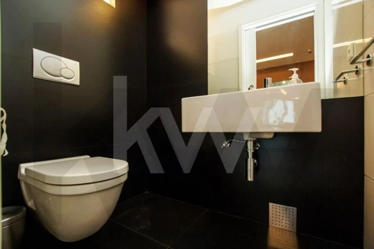 Apartamento T3 para Arrendamento em Alvalade Foto 25