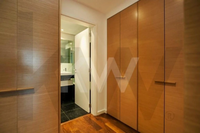 Apartamento T3 para Arrendamento em Alvalade Foto 11