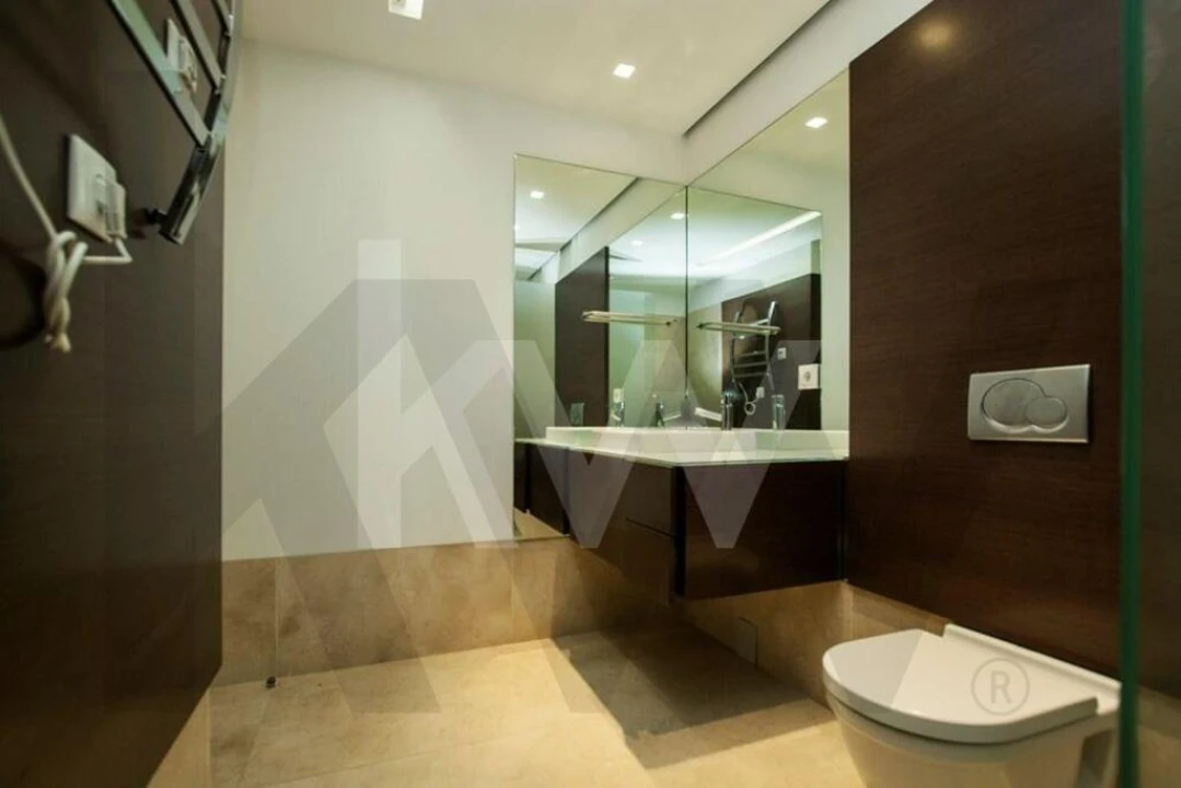 Apartamento T3 para Arrendamento em Alvalade Foto 24