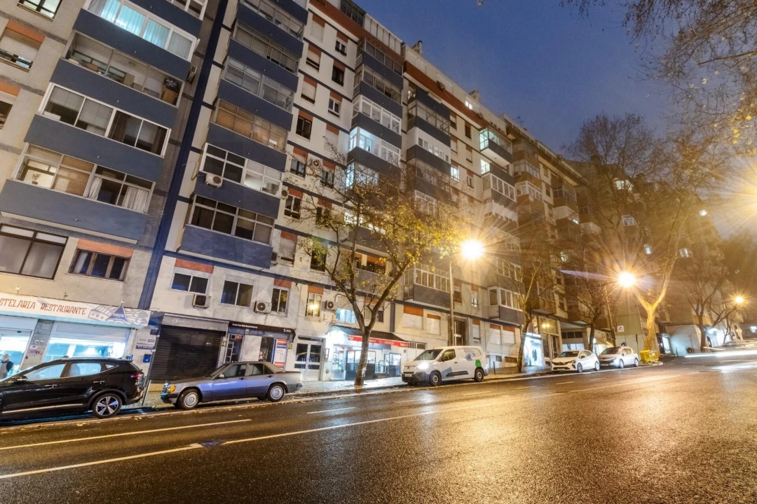 Loja para Arrendamento em São Domingos de Benfica Foto 18