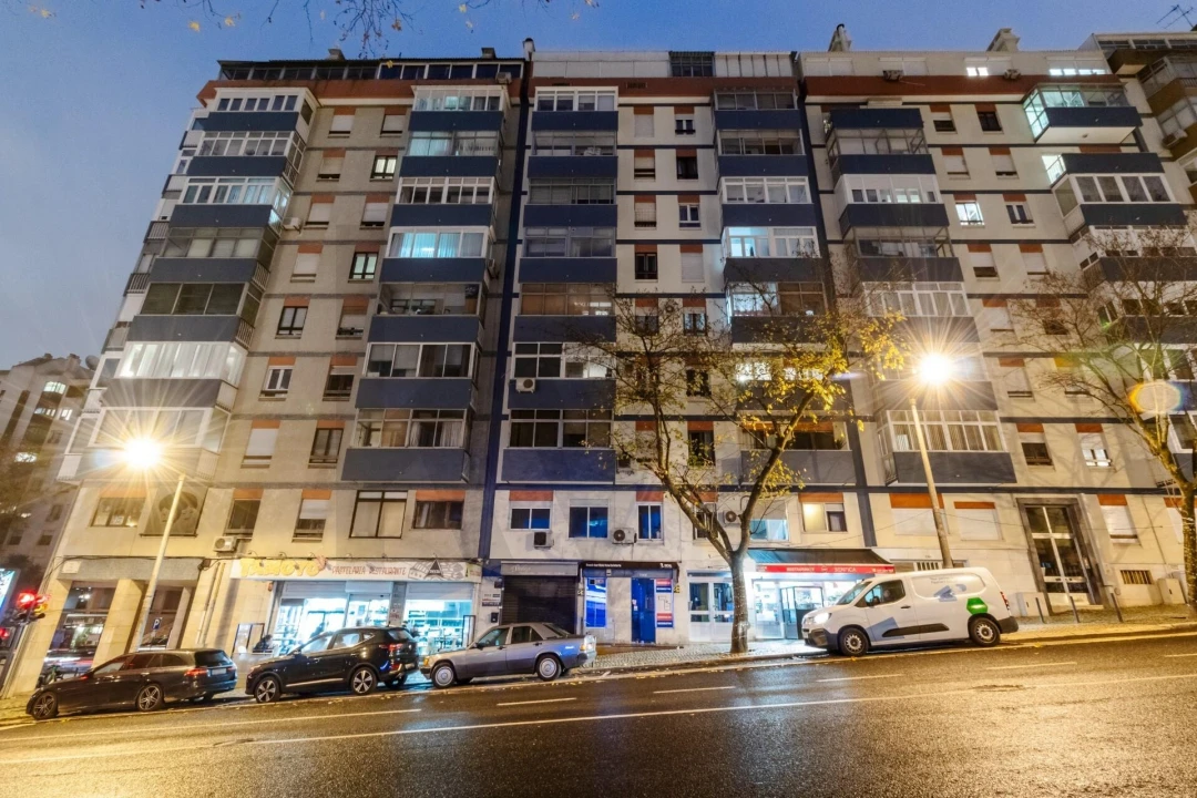 Loja para Arrendamento em São Domingos de Benfica Foto 17
