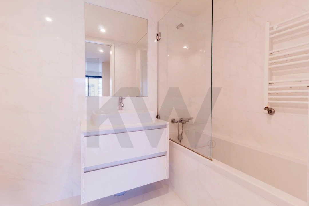 Apartamento T2 para Arrendamento em Mafamude e Vilar do Paraíso Foto 15