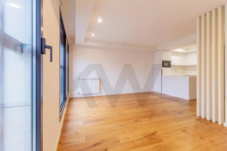 Apartamento T2 para Arrendamento em Mafamude e Vilar do Paraíso Foto 8