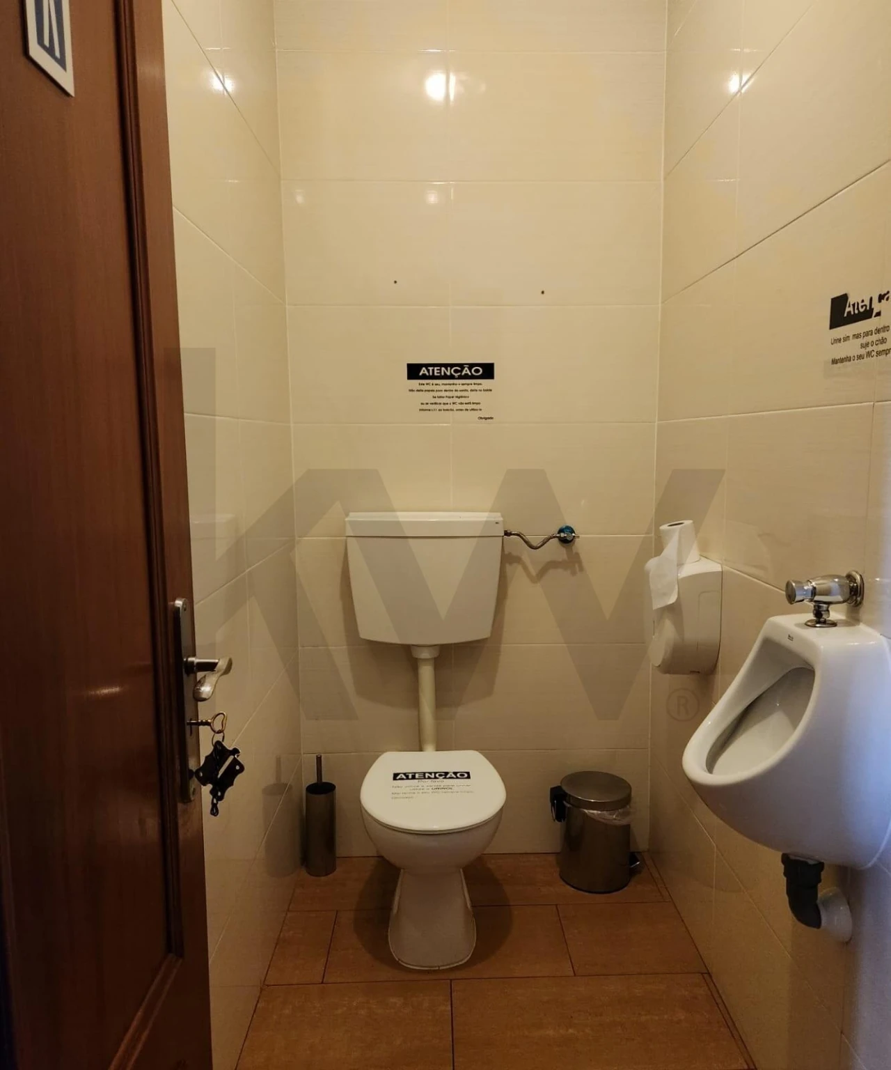 Loja para Arrendamento em Laranjeiro e Feijó Foto 5