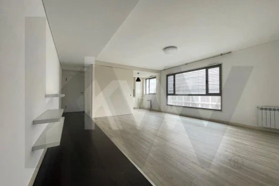 Apartamento T2 para Arrendamento em Olivais