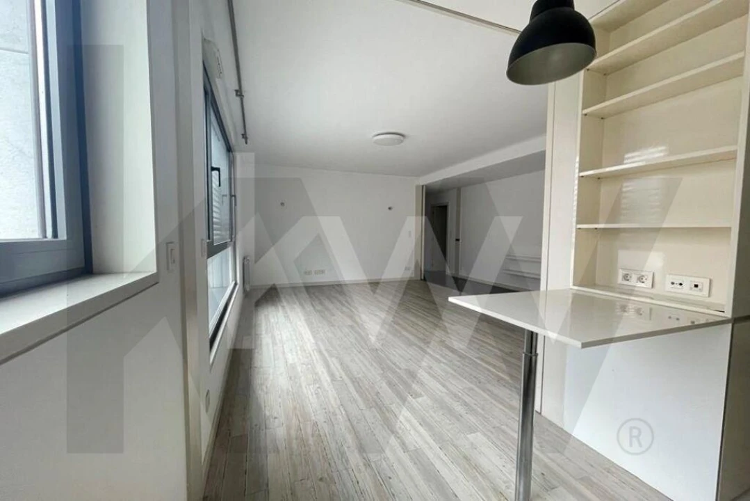 Apartamento T2 para Arrendamento em Olivais Foto 6