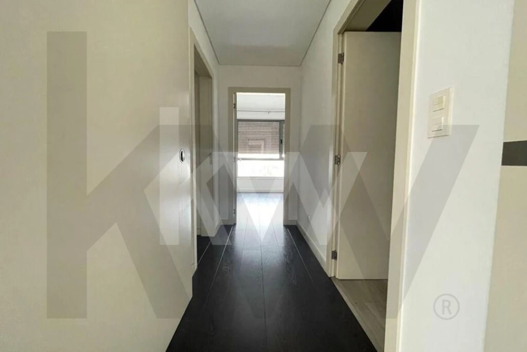Apartamento T2 para Arrendamento em Olivais Foto 9