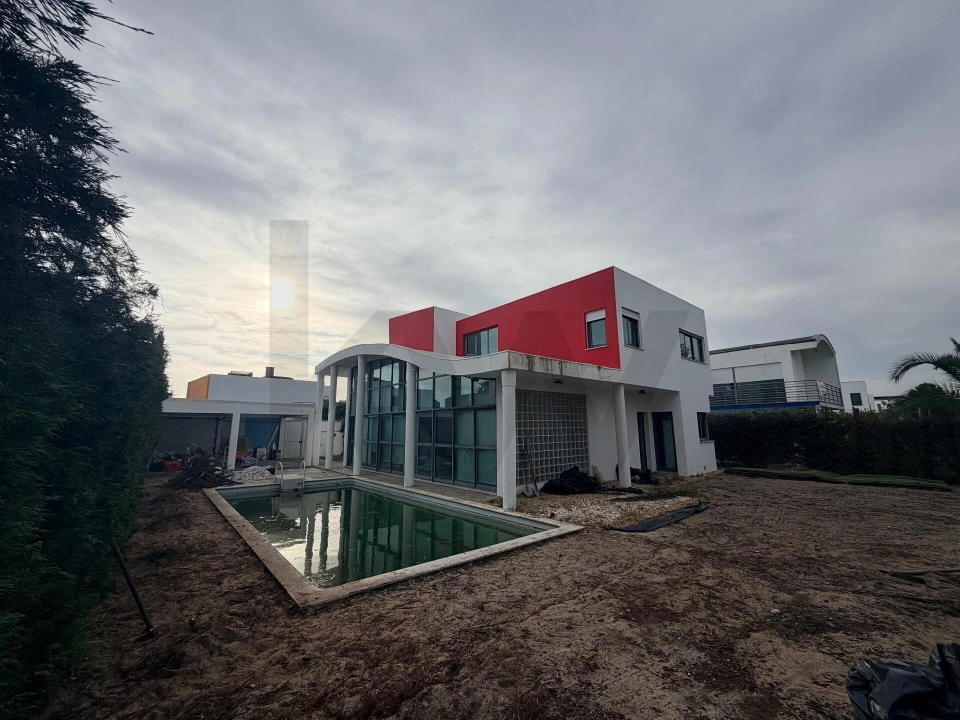 Moradia T3 para Arrendamento em Quinta do Anjo Foto 1