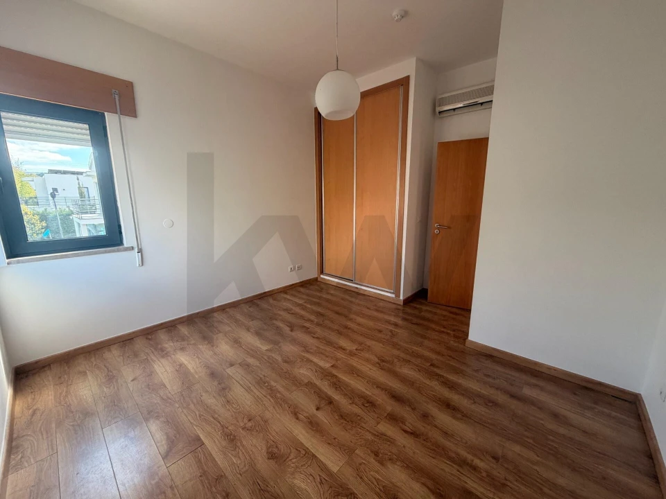 Moradia T3 para Arrendamento em Quinta do Anjo Foto 18