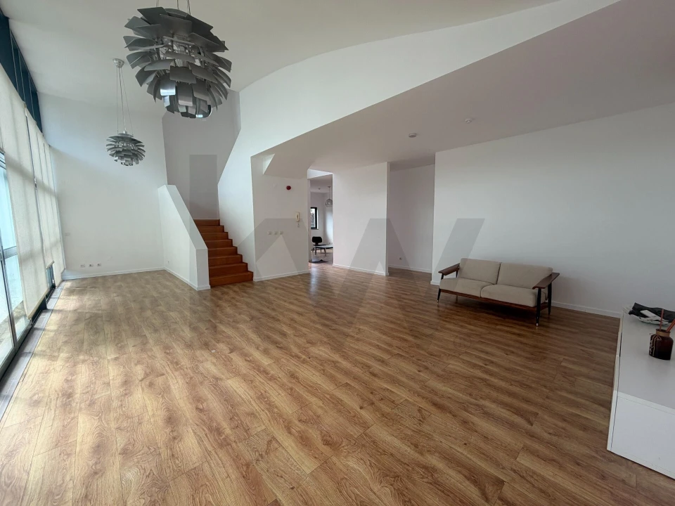 Moradia T3 para Arrendamento em Quinta do Anjo Foto 5