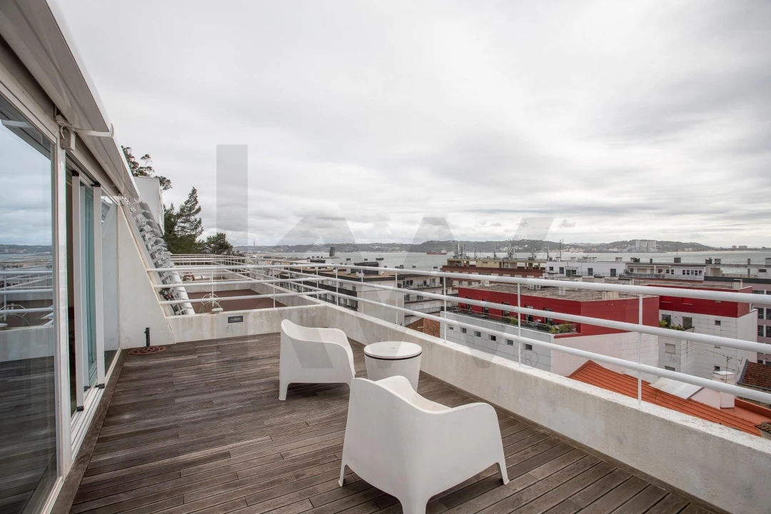 Moradia T4 para Venda em Algés, Linda-A-Velha e Cruz Quebrada-Dafundo Foto 41