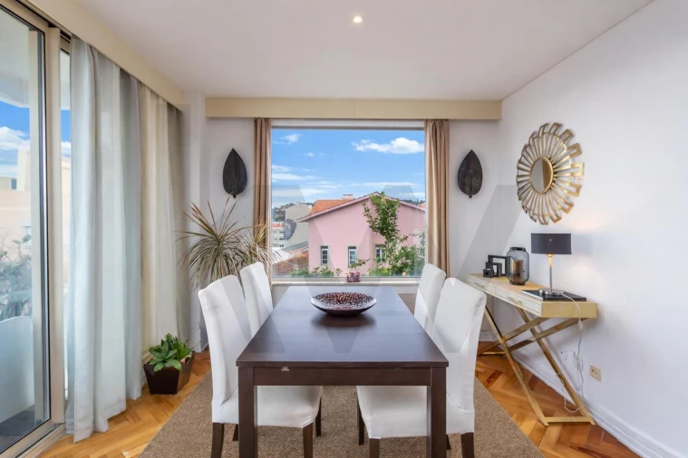 Moradia T4 para Venda em Algés, Linda-A-Velha e Cruz Quebrada-Dafundo Foto 7