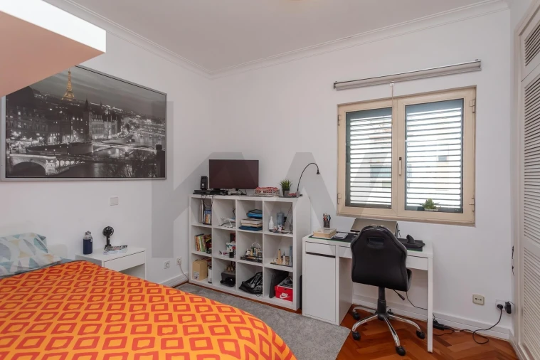 Moradia T4 para Venda em Algés, Linda-A-Velha e Cruz Quebrada-Dafundo Foto 24