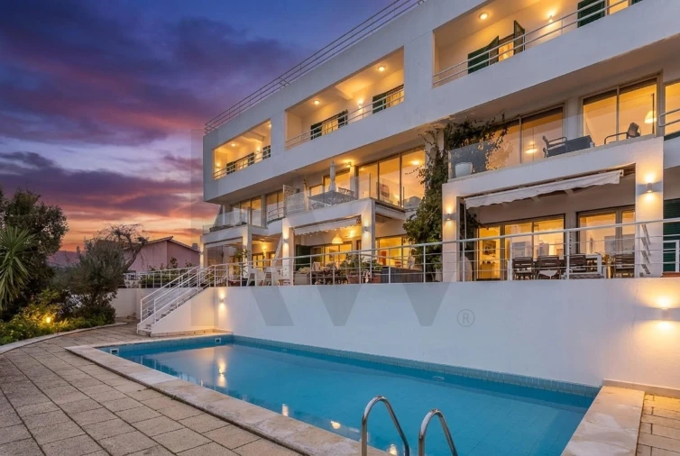 Moradia T4 para Venda em Algés, Linda-A-Velha e Cruz Quebrada-Dafundo Foto 2