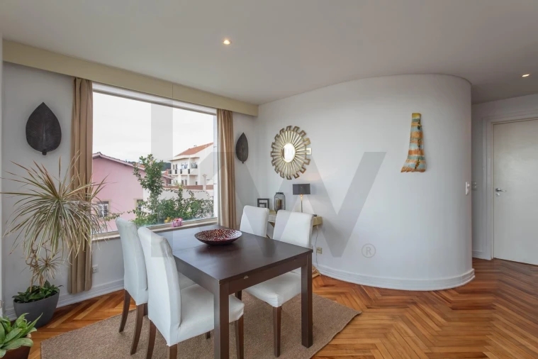 Moradia T4 para Venda em Algés, Linda-A-Velha e Cruz Quebrada-Dafundo Foto 11