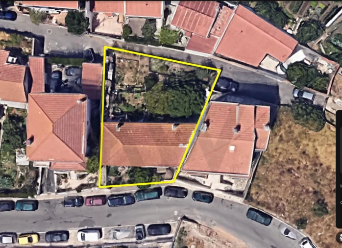 Moradia T4 para Venda em Póvoa de Santo Adrião e Olival Basto Foto 1