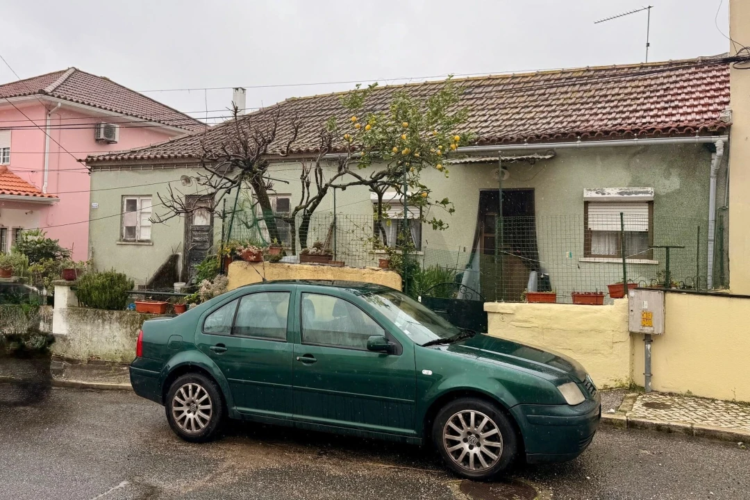 Moradia T4 para Venda em Póvoa de Santo Adrião e Olival Basto Foto 2