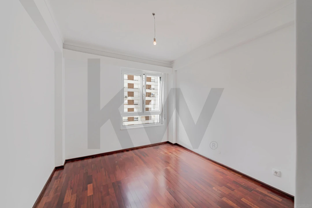 Apartamento T3 para Arrendamento em Moscavide e Portela Foto 17