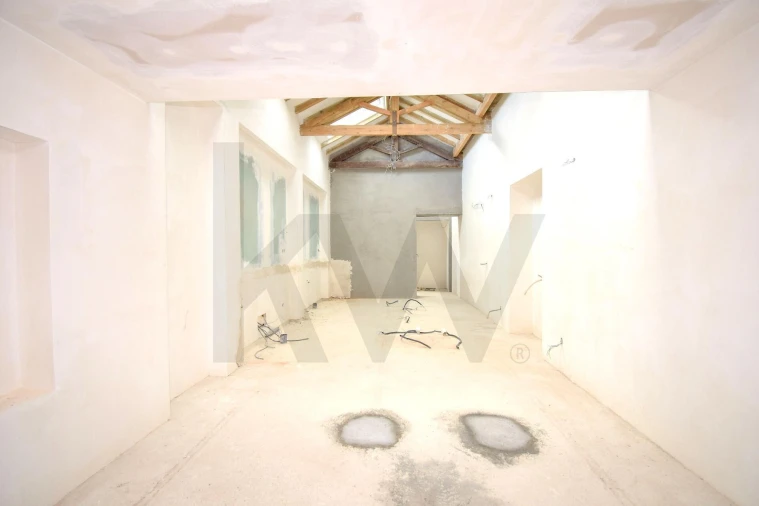 Apartamento T2 para Venda em Beato Foto 8