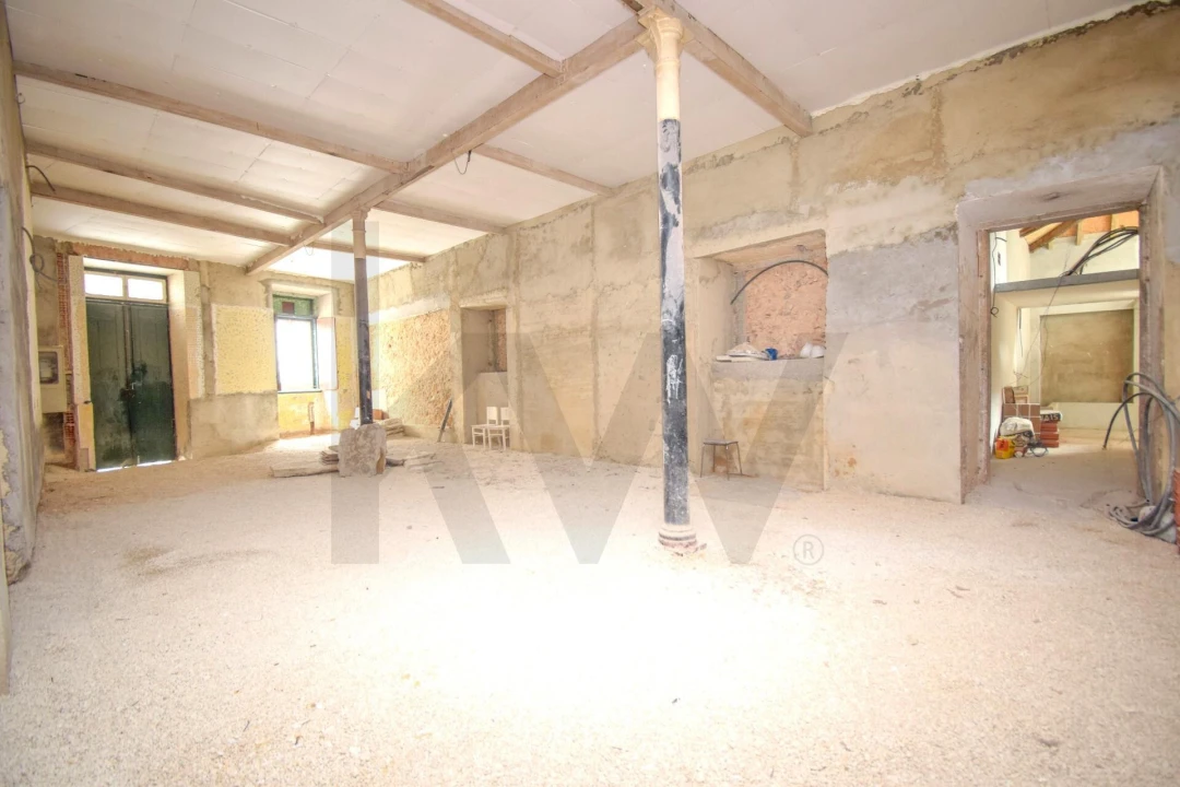 Apartamento T2 para Venda em Beato Foto 5