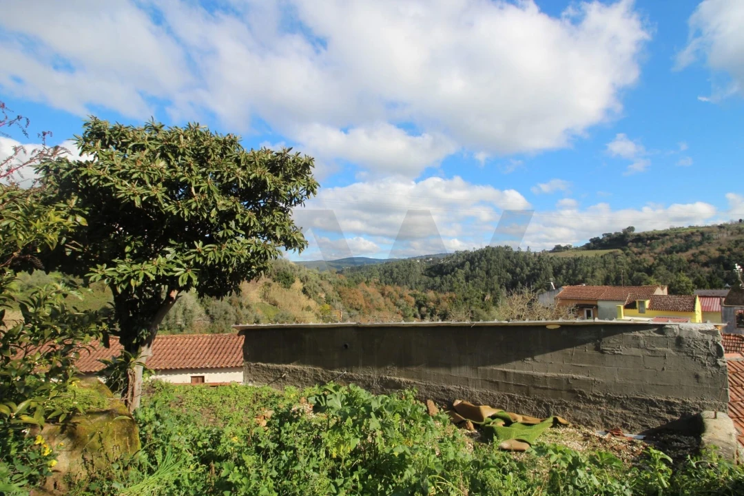 Moradia T2 para Venda em Almalagues Foto 3