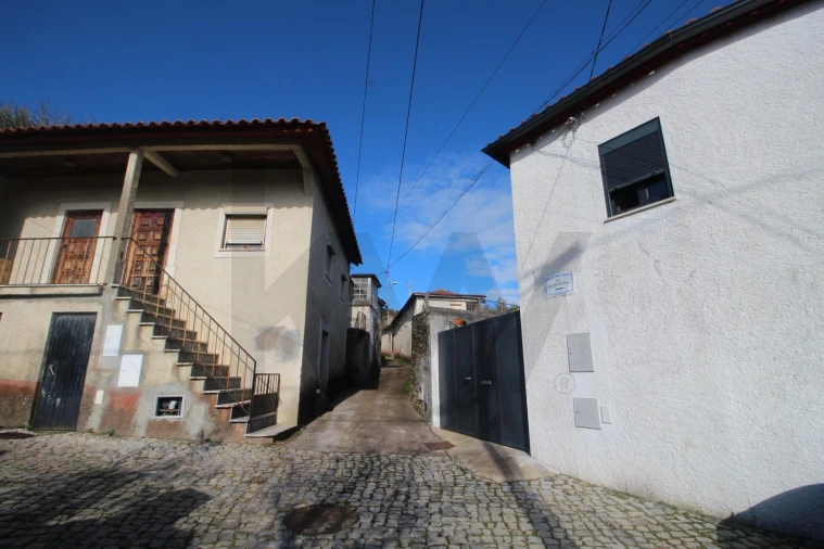 Moradia T2 para Venda em Almalagues Foto 11