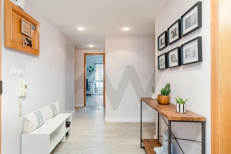 Apartamento T3 para Venda em Seixal, Arrentela e Aldeia de Paio Pires Foto 30